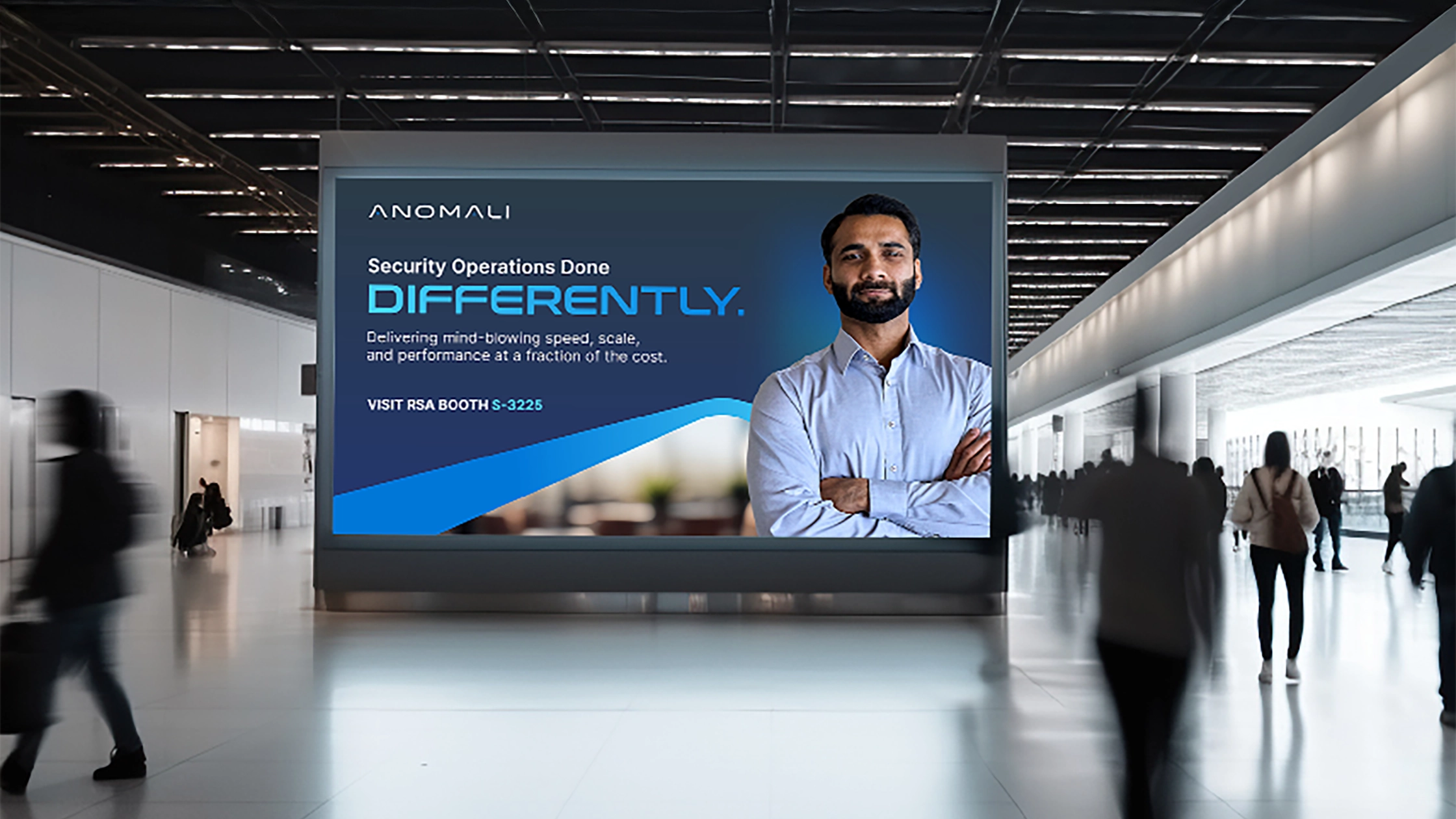 Anomali_Airport_signage